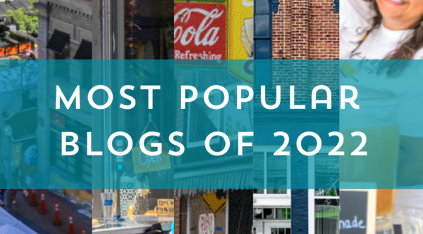 Collage de fotos con texto superpuesto que dice "blogs más populares de 2022"